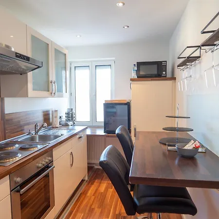 Apartment B - Parken, Stilvoll, Modern & Cozy Im Zentrum Von